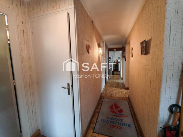 Appartement avec garage et jardin privé