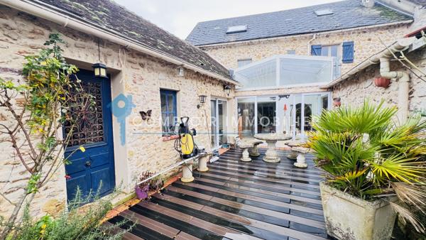 Maison
                                                                                                                                                                                                                                                                                                                        6 pièce(s)                                                                                                                                                                                                          3 chambre(s)                                                                                                                                                                                                          151.56  m²