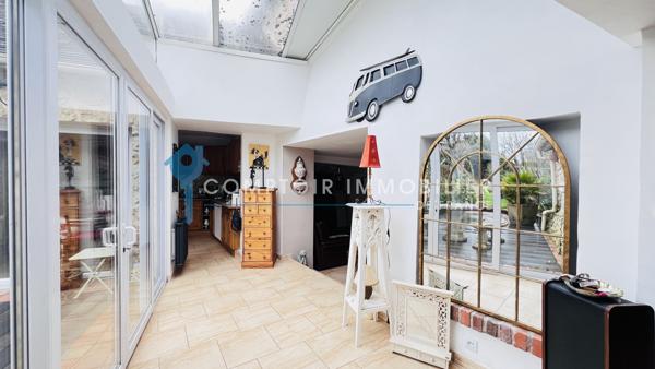 Maison
                                                                                                                                                                                                                                                                                                                        6 pièce(s)                                                                                                                                                                                                          3 chambre(s)                                                                                                                                                                                                          151.56  m²