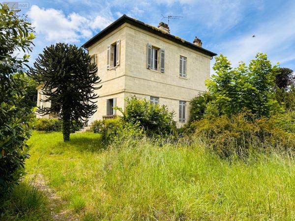 Maison de maître à vendre à Léognan en Gironde (33850), ref : 022/1082