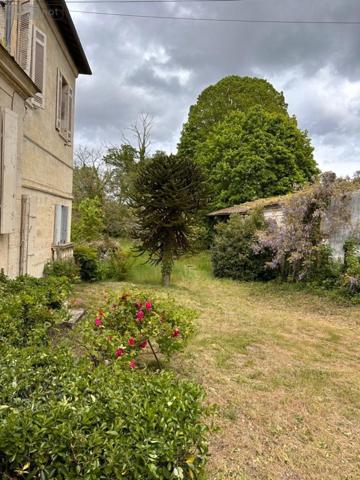 Maison de maître à vendre à Léognan en Gironde (33850), ref : 022/1082
