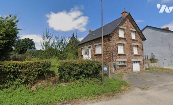maison en pierres dans le centre de Gaël