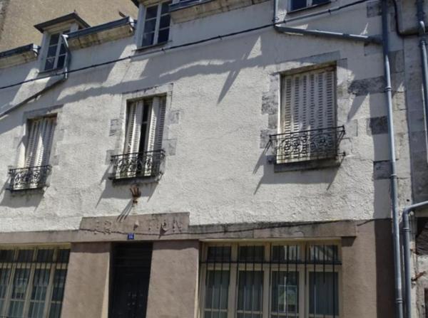 Vente Immeuble220 m² - 12 Pièces - LIGNIERES (18160)