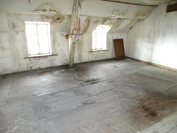 Vente Immeuble220 m² - 12 Pièces - LIGNIERES (18160)