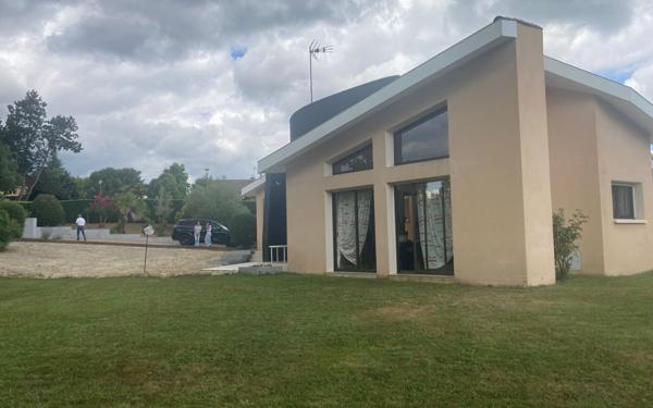 Maison à vendre    5 pièces •  Le Houga