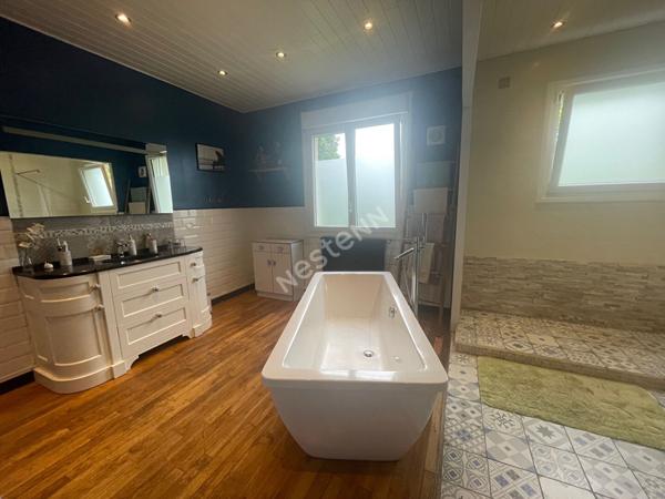 Maison de 7 pièces à Meneac (56490)