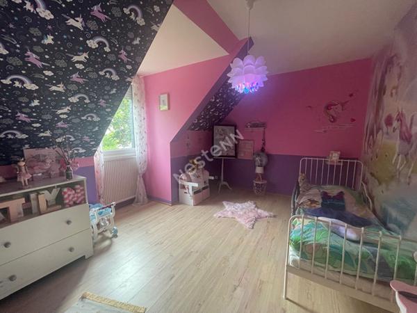 Maison de 7 pièces à Meneac (56490)