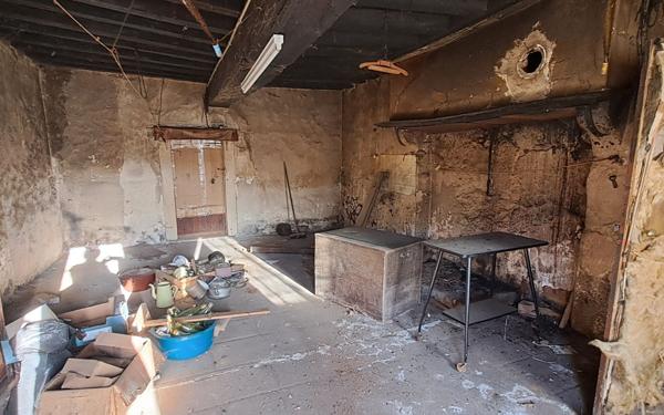 Maison à vendre    3 pièces •  Gouzon