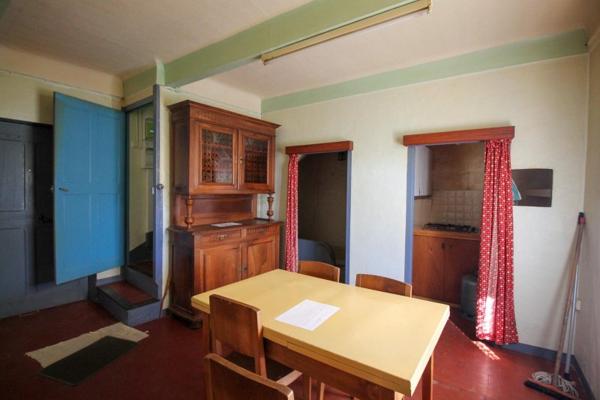 Vente / Maison de village à Montbrun-les-Bains (26570)