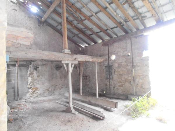 Vente                                                      Terrain
                        
                                         547 m2                     à Inglange