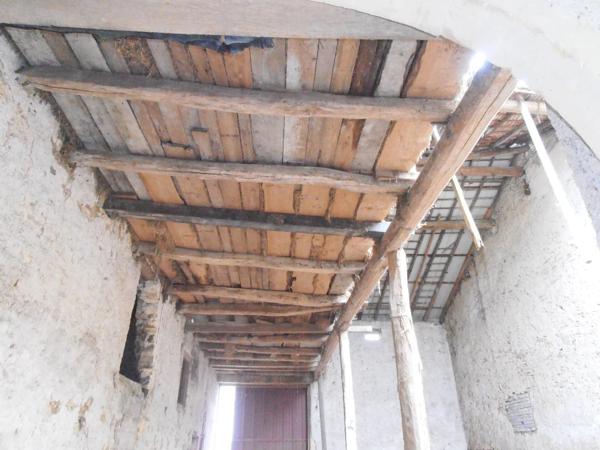 Vente                                                      Terrain
                        
                                         547 m2                     à Inglange