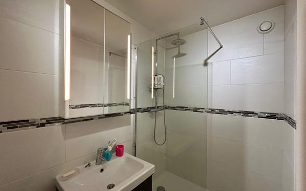 Appartement à vendre    3 pièces • 56,09 m2 Grigny