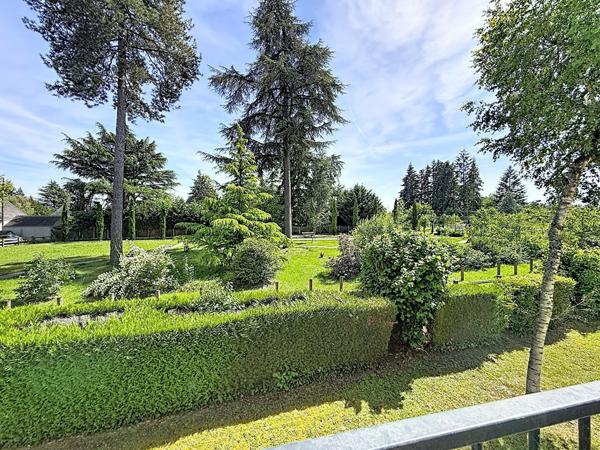Achat appartement Amboise 67 m²  2 chambres avec vue sur parc