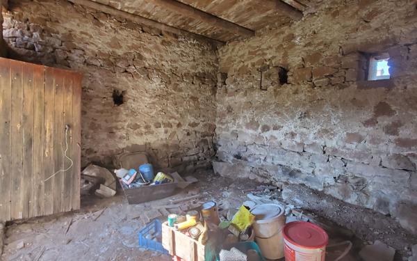 Maison à vendre    4 pièces •  Lablachère