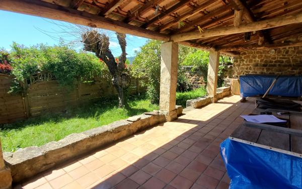 Maison à vendre    4 pièces •  Lablachère