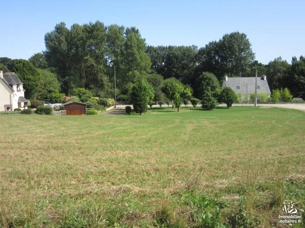 CARHAIX - TERRAIN A BATIR