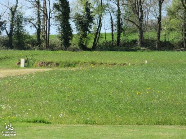 CARHAIX - TERRAIN A BATIR