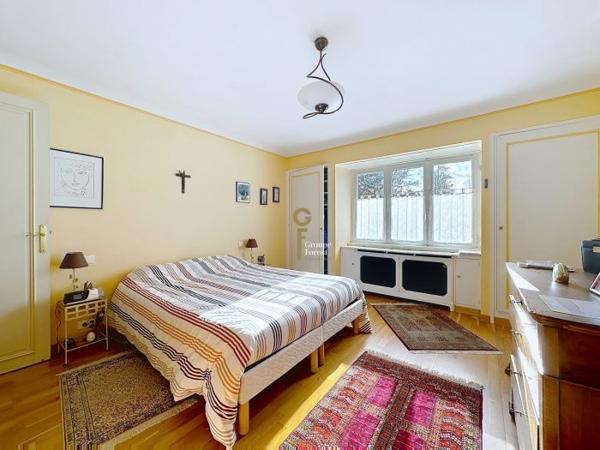 Maison mitoyenne 1 côté Roubaix 172 m²