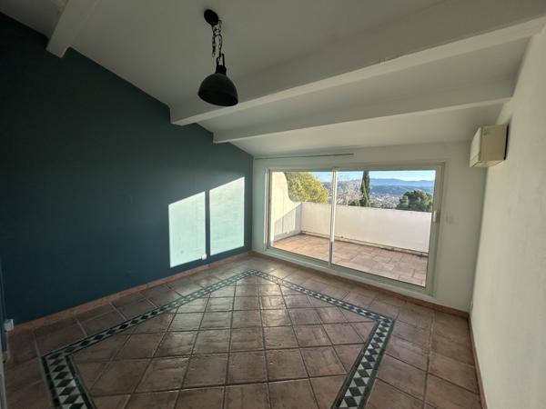 Aix-en-Provence (13090) Sur les pas de Paul Cézanne –Vue exceptionnelle– Secteur très résidentiel