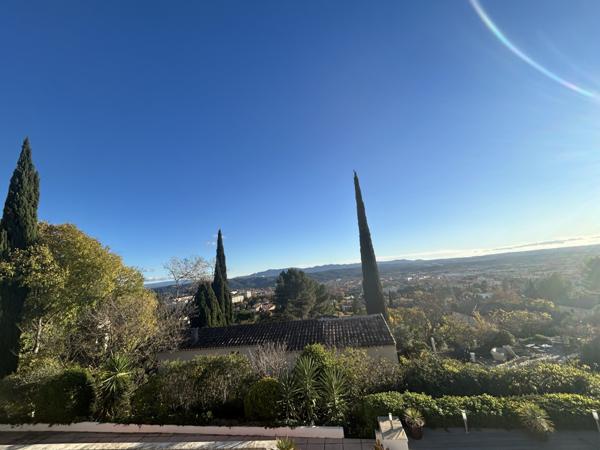 Aix-en-Provence (13090) Sur les pas de Paul Cézanne –Vue exceptionnelle– Secteur très résidentiel