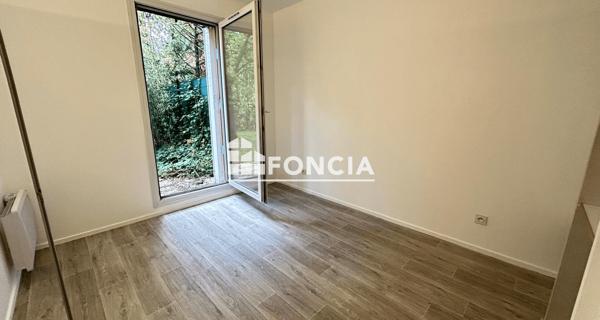 Location Appartement 3 pièces 65.74 m² - Clamart 92140