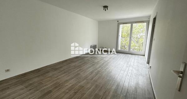 Location Appartement 3 pièces 65.74 m² - Clamart 92140