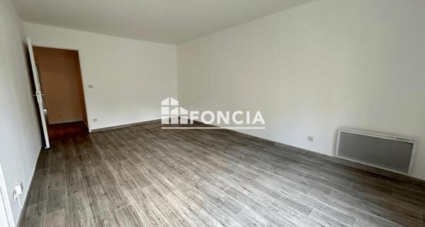 Location Appartement 3 pièces 65.74 m² - Clamart 92140