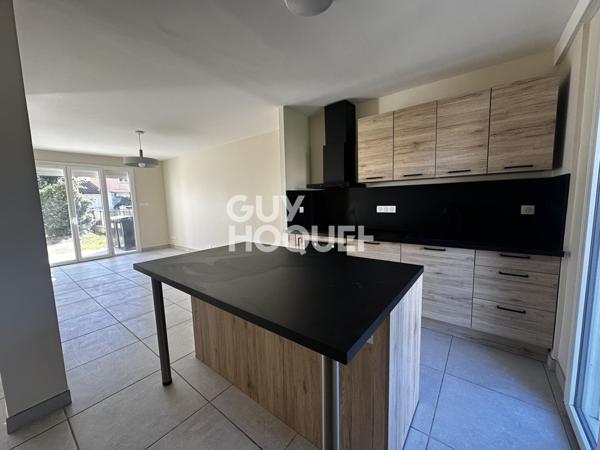 CARCASSONNE - Maison 3 chambres, garage sur terrain 250 m²