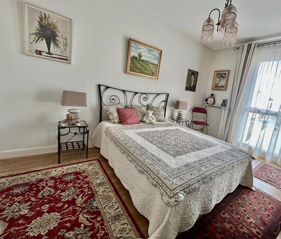 Nevers Très Bel Appartement 162.69 m2
