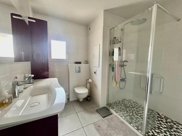 Nevers Très Bel Appartement 162.69 m2