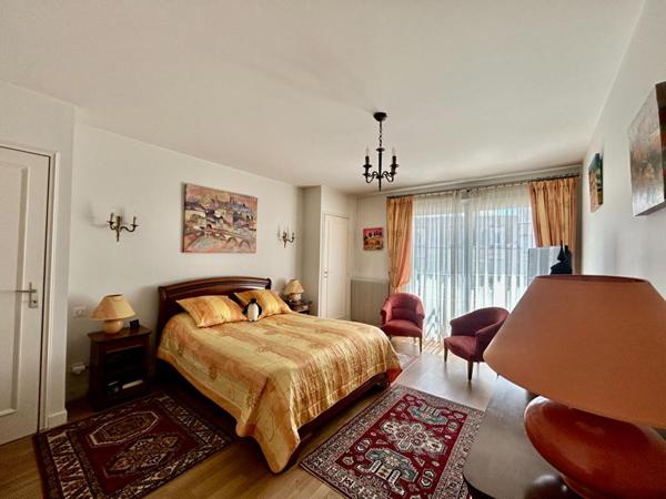 Nevers Très Bel Appartement 162.69 m2