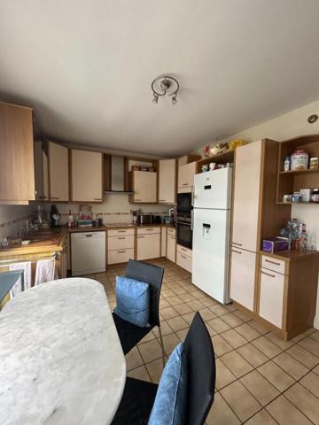 Nevers Très Bel Appartement 162.69 m2