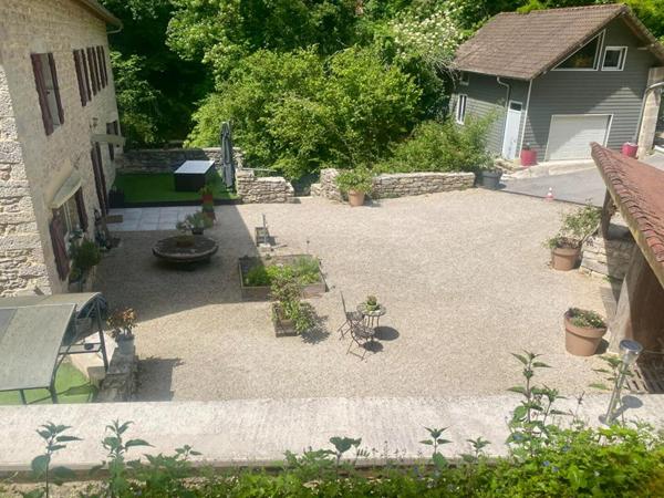 Maison bourgeoise  540 M2 au coeur du Revermont