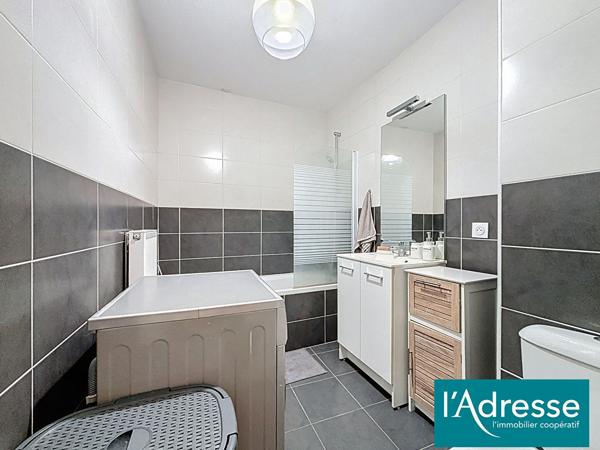 Appartement MEUBLÉ - 1 chambre - Woippy quartier du Ruisseau - Balcon - Parking