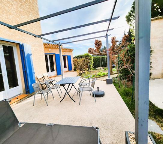 VEDENE - AVIGNON - MAISON A VENDRE DE 170 M² SURFACE HABITABLE SUR UN TERRAIN DE 1000M² AVEC GARAGE PARKING ET ANNEXE