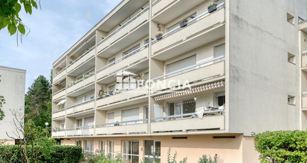À vendre Appartement 3 pièces 62 m² - ÉVry-courcouronnes 91000