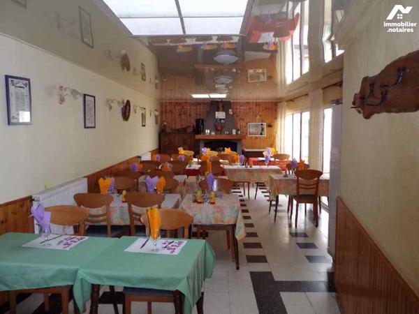 a 20 minute de Dunkerque immeuble mixte fond de commerce restaurant avec un habitation a l'étag...