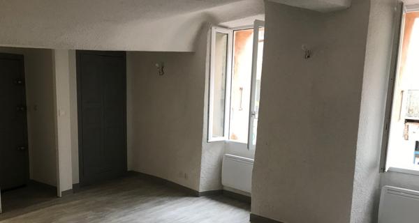 Flayosc (83780) Bel appartement idéalement situé