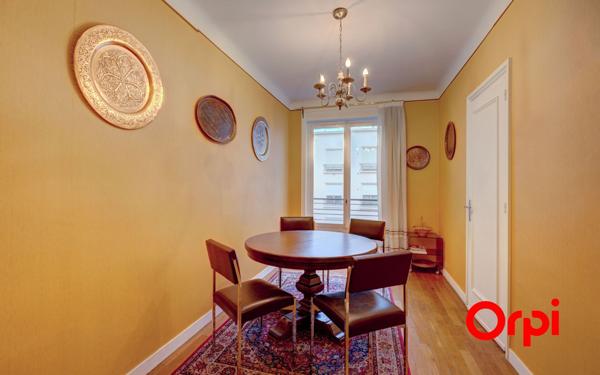 Appartement à vendre    6 pièces • 152 m2 Lyon 2