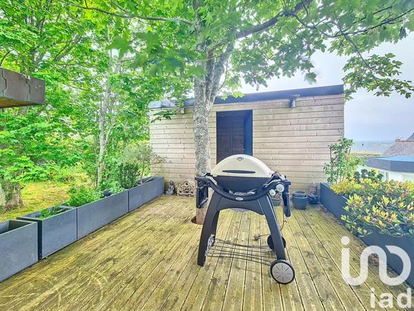 Maison 8 pièces de 235 m² à Plougonvelin (29217)