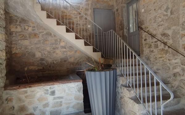 Maison à louer    5 pièces •  Chandolas