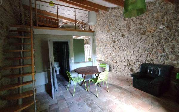 Maison à louer    5 pièces •  Chandolas