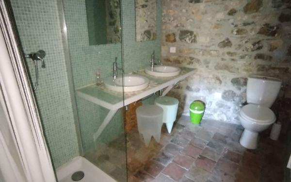 Maison à louer    5 pièces •  Chandolas