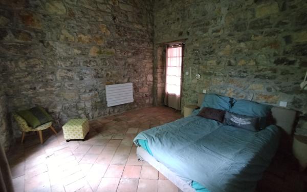 Maison à louer    5 pièces •  Chandolas