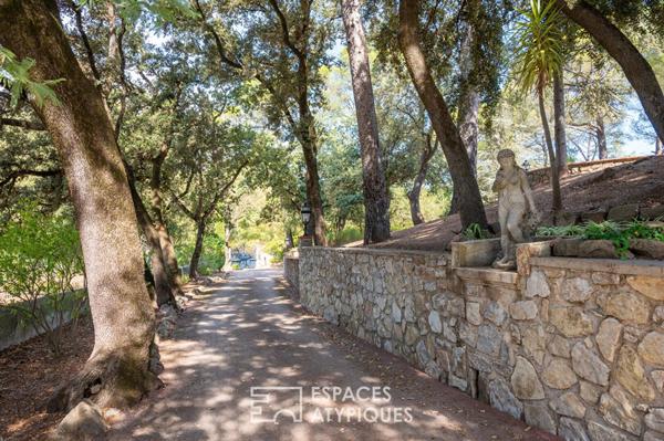 Domaine avec vignes oliveraie et annexes