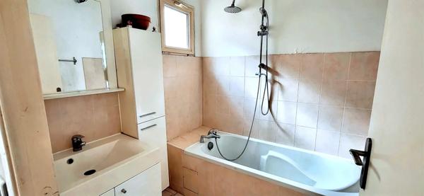 Maison de ville louée