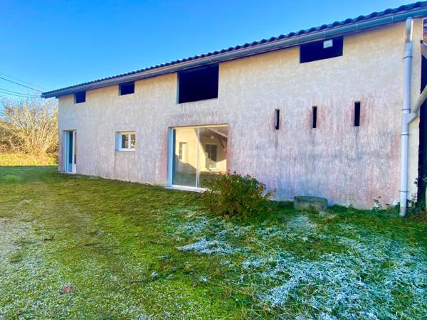 Fermette de charme de 6 pièces (DPE C/A) avec dépendances sur terrain de 8000M2 à GRENADE SUR L'ADOUR (40)