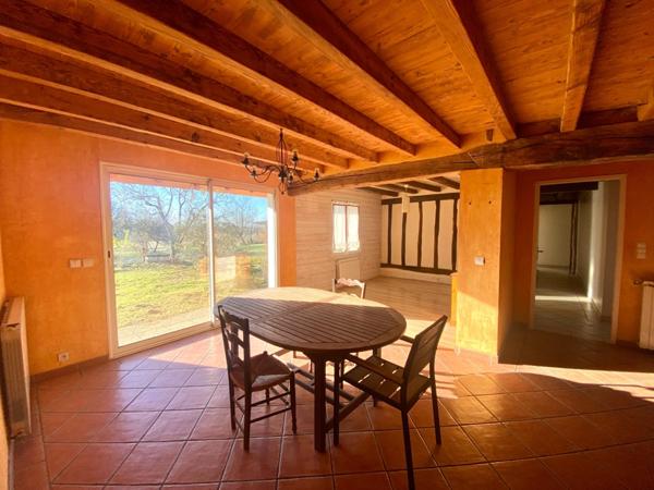 Fermette de charme de 6 pièces (DPE C/A) avec dépendances sur terrain de 8000M2 à GRENADE SUR L'ADOUR (40)