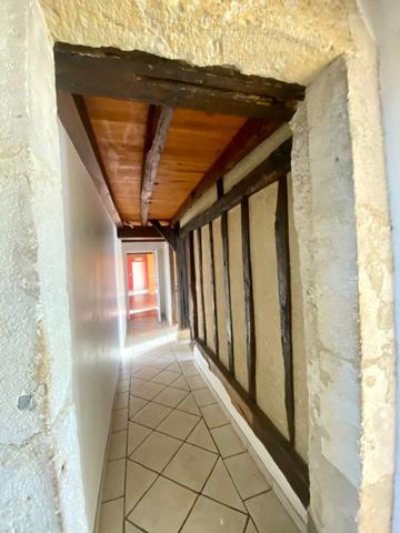 Fermette de charme de 6 pièces (DPE C/A) avec dépendances sur terrain de 8000M2 à GRENADE SUR L'ADOUR (40)