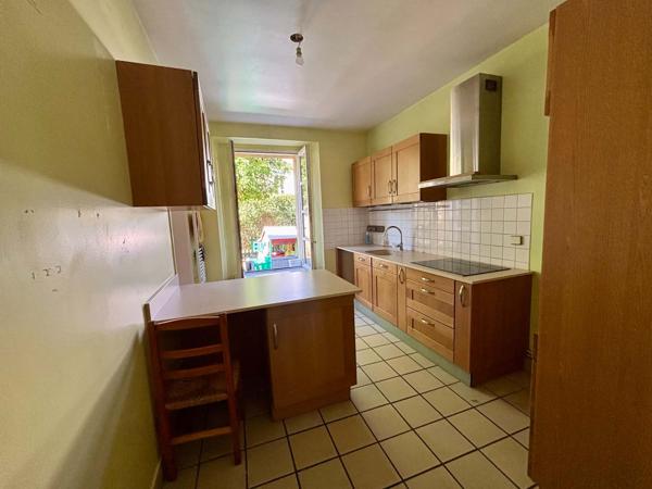 Maison
         6 pièces
        - 127 m² 725 000 €*